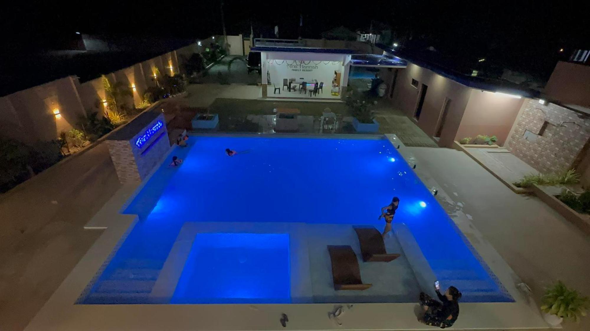 Aina Hannah Family Resort'S Greek Unit Calatagan Buitenkant foto