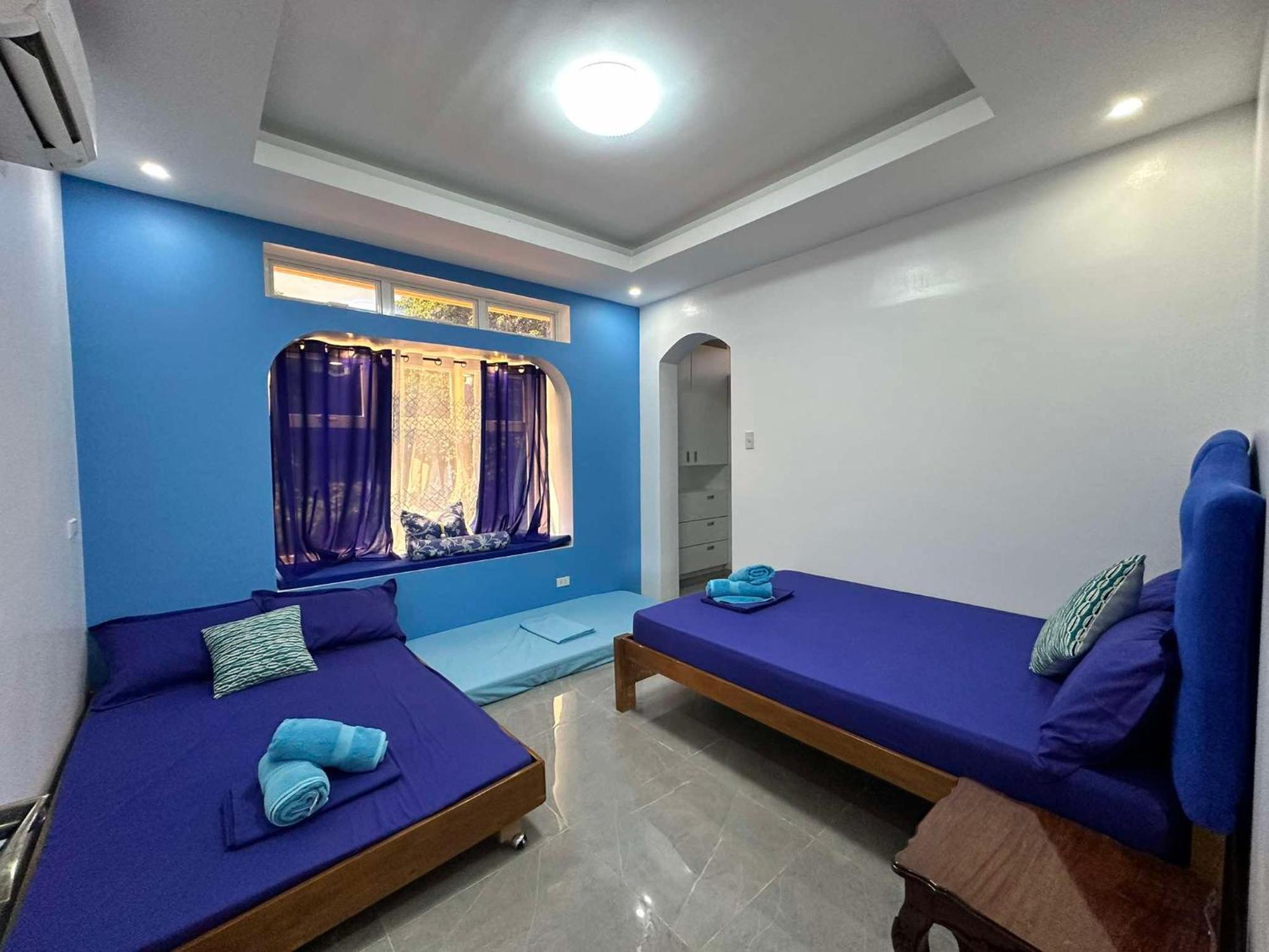 Aina Hannah Family Resort'S Greek Unit Calatagan Buitenkant foto